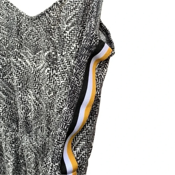 Peyton Jensen large pants romper - Picture 3 of 6